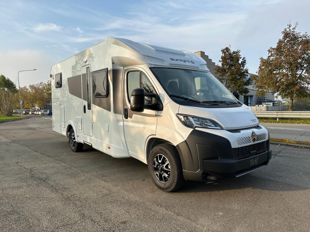 1 SEMINTEGRALE SUNLIGHT T67 -CITROEN-LETTO BASCULANTE-LETTI GEMELLI