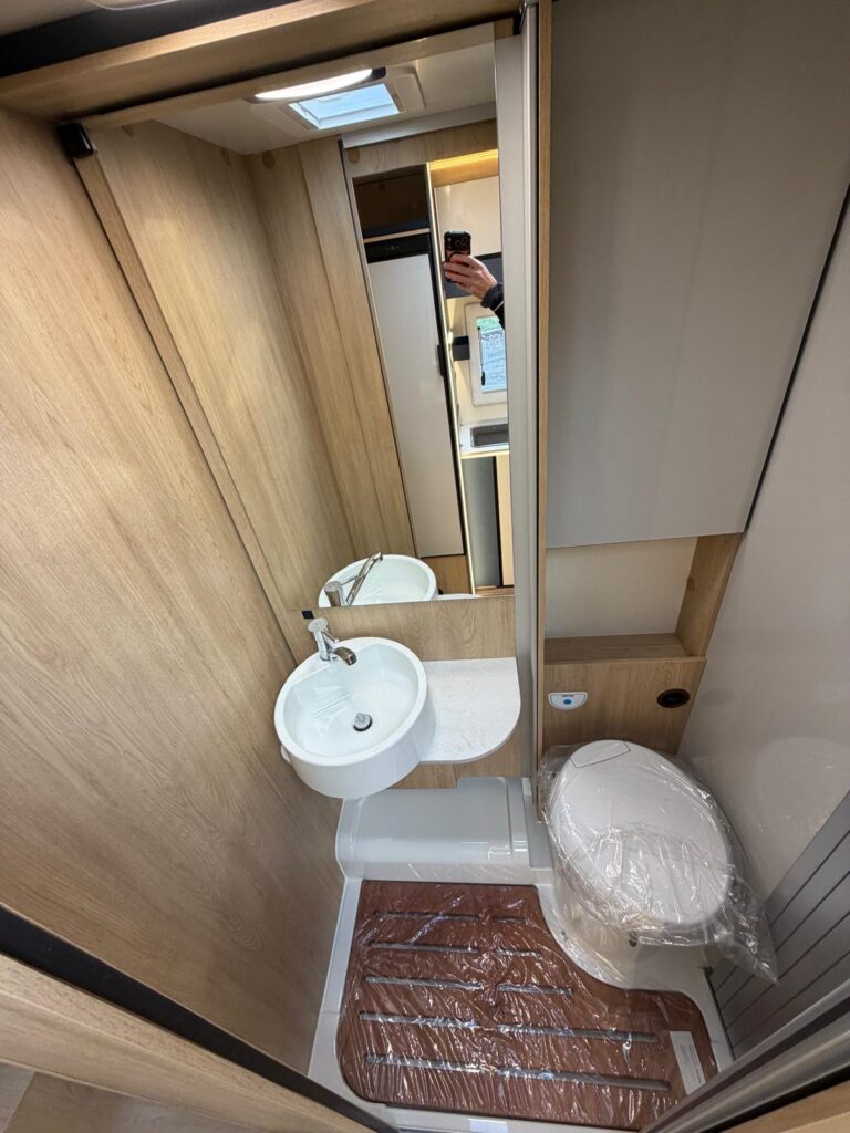 11 c.i. horon fit 81 xt-ford-letti gemelli-letto basculante-compatto