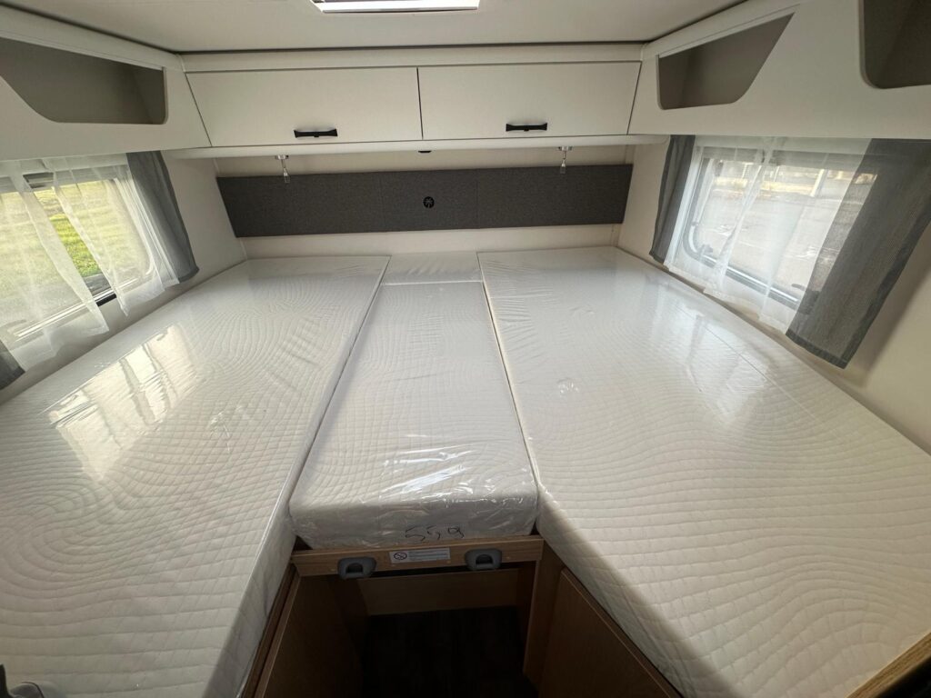 12 SEMINTEGRALE SUNLIGHT T67 -CITROEN-LETTO BASCULANTE-LETTI GEMELLI