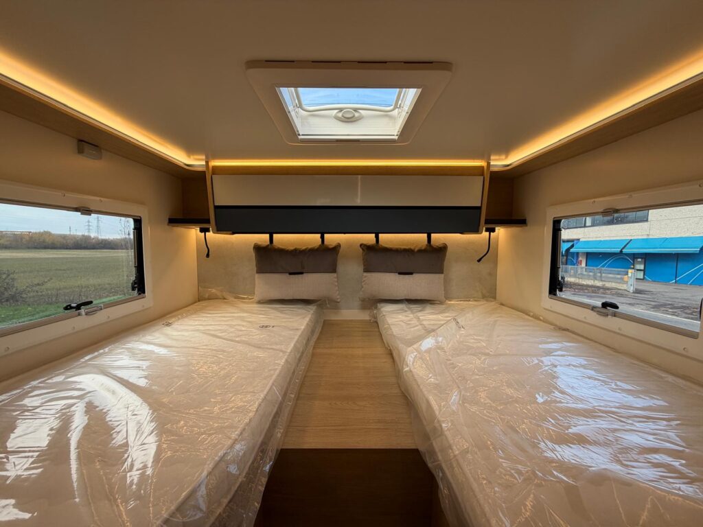 15 c.i. horon fit 81 xt-ford-letti gemelli-letto basculante-compatto