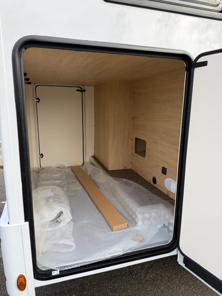 16a c.i. horon fit 81 xt-ford-letti gemelli-letto basculante-compatto