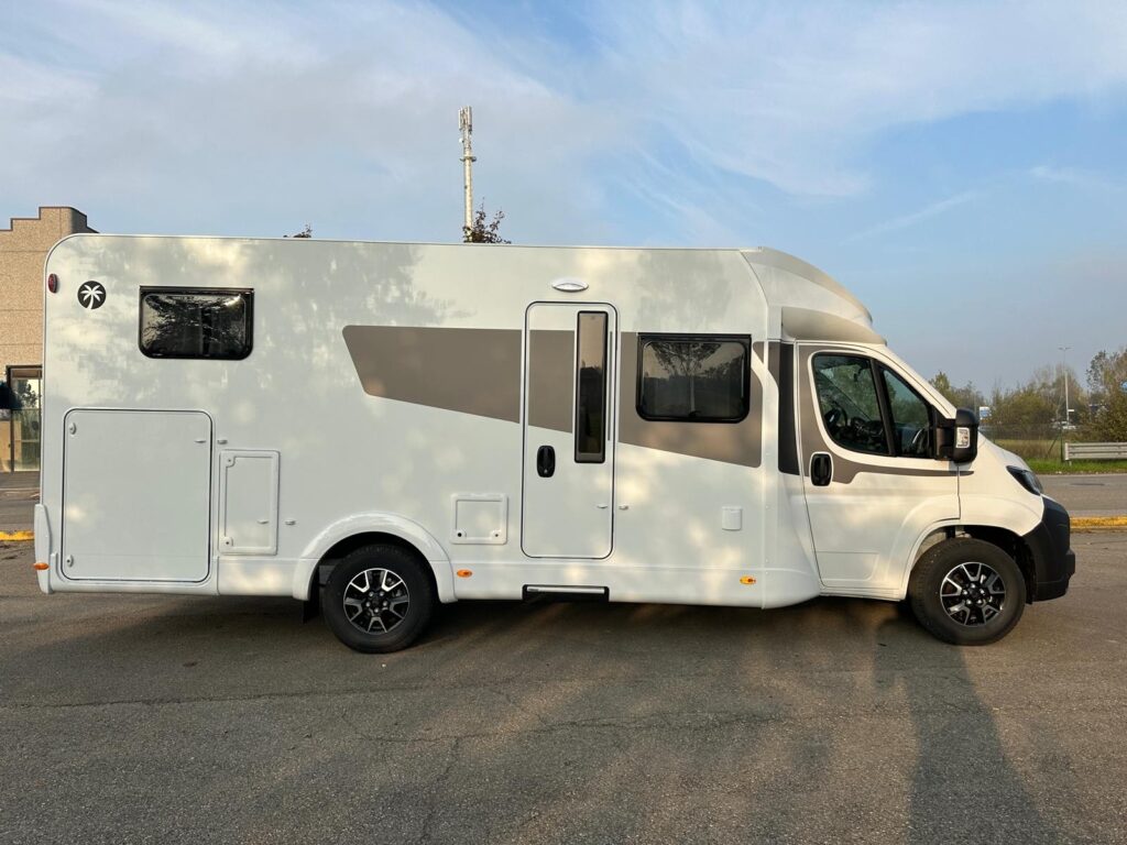 2 SEMINTEGRALE SUNLIGHT T67 -CITROEN-LETTO BASCULANTE-LETTI GEMELLI