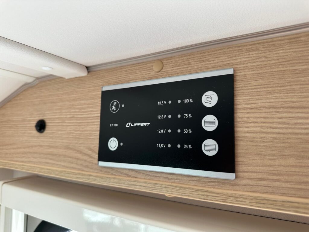 20 semintegrale compatto sunlight v66 letti gemelli-citroen