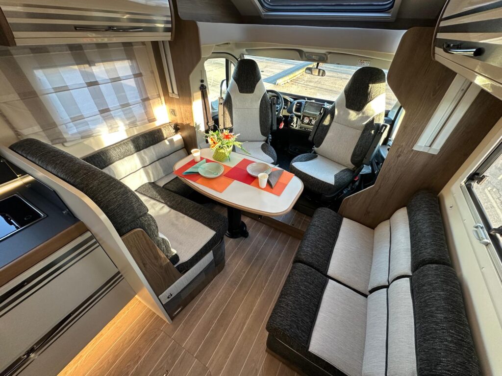 4 MAGIS 95 FIAT- 699 CM-LETTO BASCULANTE