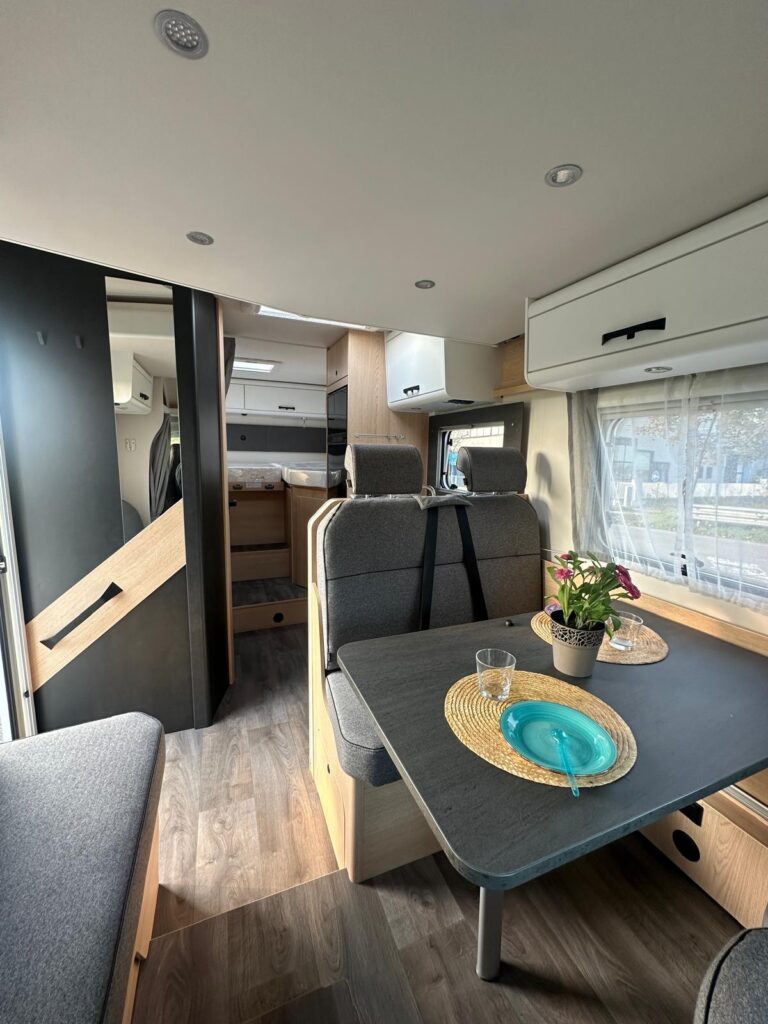 4 SEMINTEGRALE SUNLIGHT T67 -CITROEN-LETTO BASCULANTE-LETTI GEMELLI