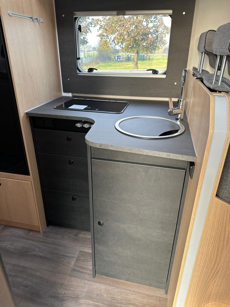 6 SEMINTEGRALE SUNLIGHT T67 -CITROEN-LETTO BASCULANTE-LETTI GEMELLI