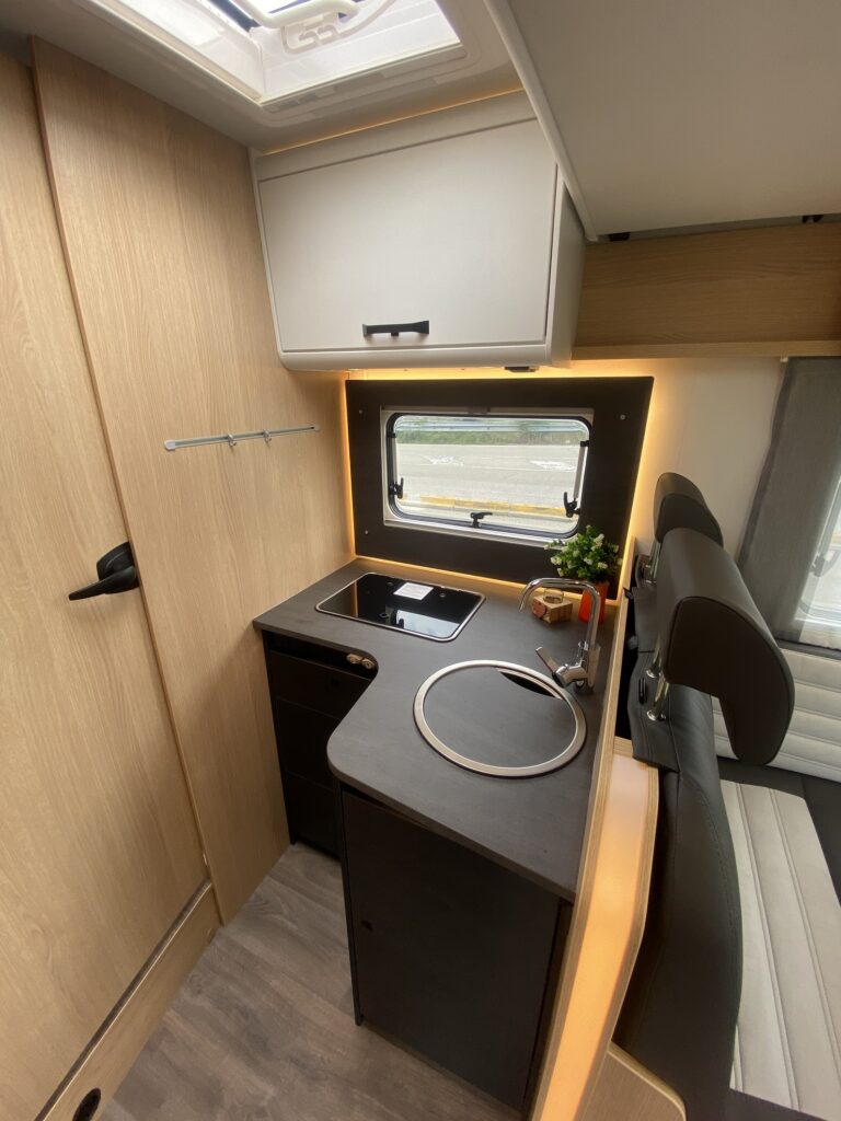 SUNLIGHT T68 ADVENTURE 11