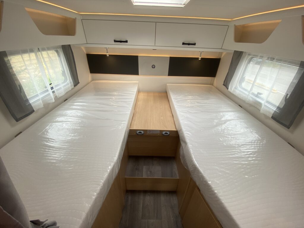 SUNLIGHT T68 ADVENTURE 22