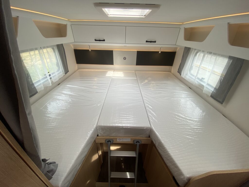 SUNLIGHT T68 ADVENTURE 23