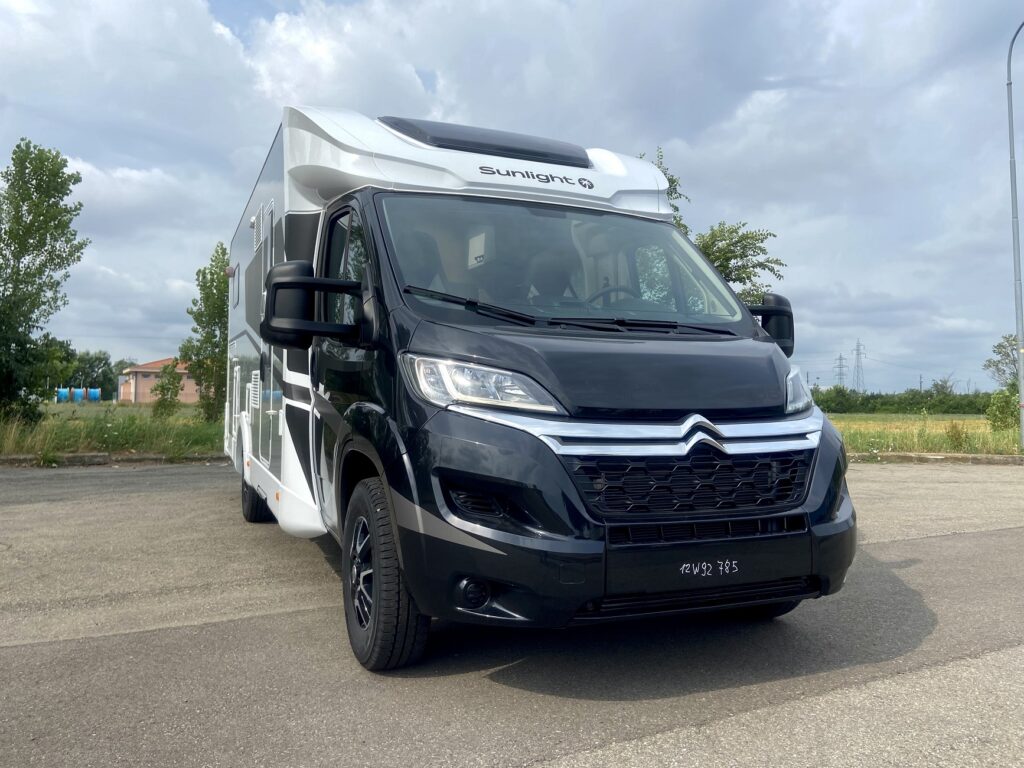 SUNLIGHT T68 ADVENTURE 26