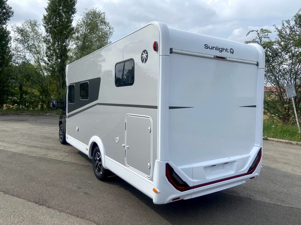 SUNLIGHT T68 ADVENTURE 29