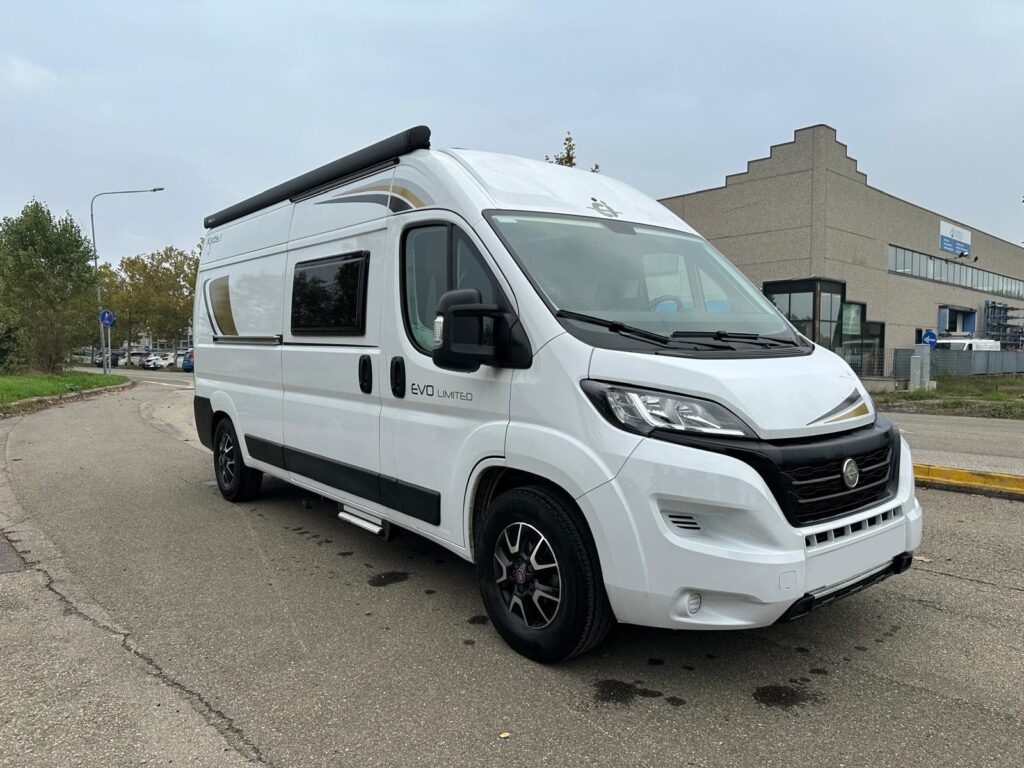 1 FURGONATO C.I KYROS 5 EVO LIMITED-FIAT