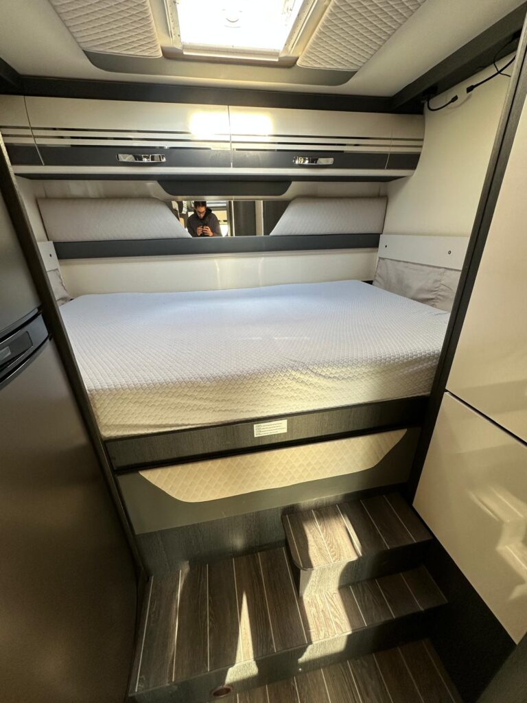 11 SEMINTEGRALE MAGIS 98 XT-CAMBIO AUTOMATICO-FORD-170 CV