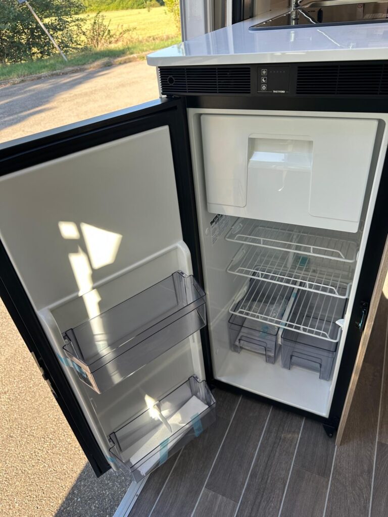 11a furgonato c.i. kyros 5 go 2026-citroen-4 posti