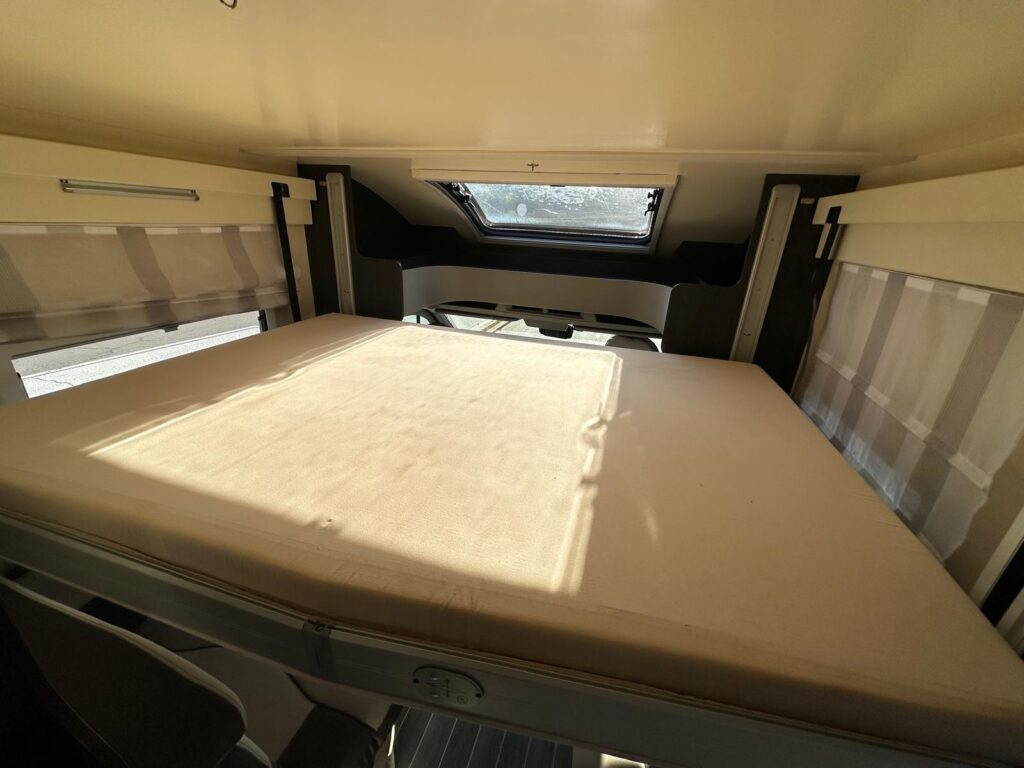 15 SEMINTEGRALE MAGIS 98 XT-CAMBIO AUTOMATICO-FORD-170 CV