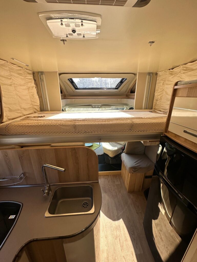 16 GIOTTILINE THERRY- CITROEN-LETTO MATRIMONIALE