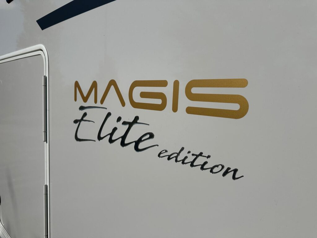 17 C.I. MAGIS 87 XT-FORD-170 CV- LETTI GEMELLI-LETTO BASCULANTE