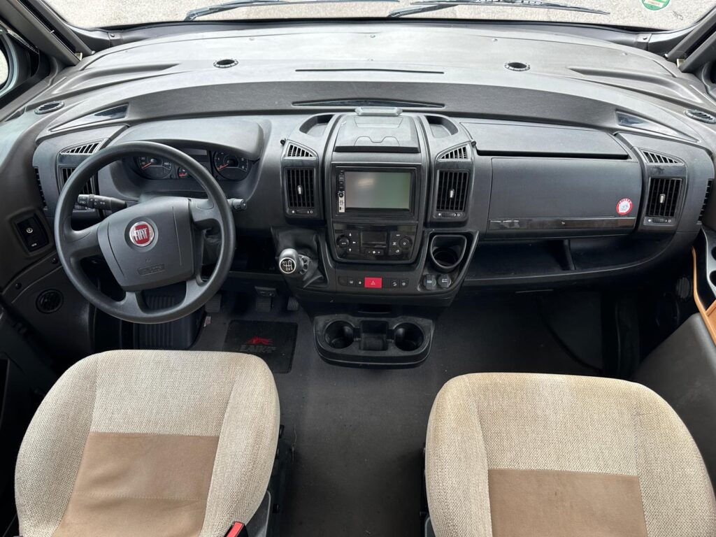 2 motorhome laika letto matrimoniale-fiat