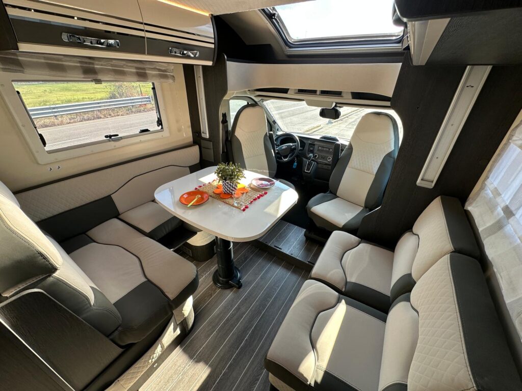 4 SEMINTEGRALE MAGIS 98 XT-CAMBIO AUTOMATICO-FORD-170 CV