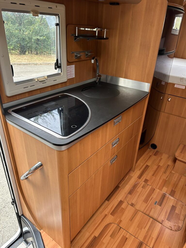 7 motorhome laika letto matrimoniale-fiat