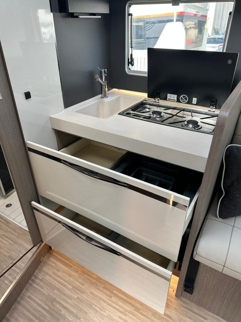 8 arca america compact c636ml-fiat-bagno grande