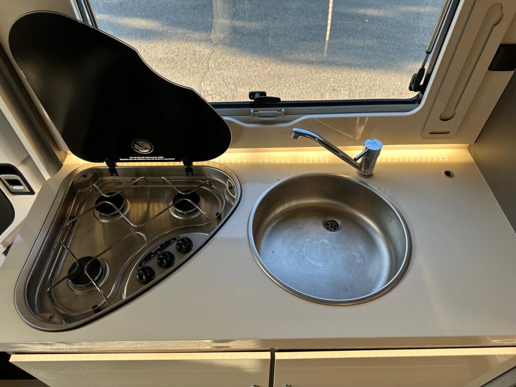 8A SEMINTEGRALE MAGIS 98 XT-CAMBIO AUTOMATICO-FORD-170 CV