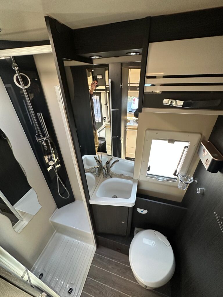 9 SEMINTEGRALE MAGIS 98 XT-CAMBIO AUTOMATICO-FORD-170 CV