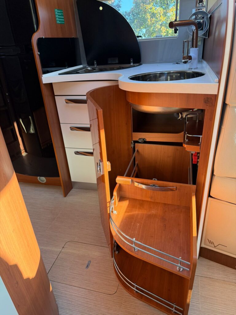 10 motorhome mobilvetta technoline i87-fiat-cambio automatico-letto matrimoniale