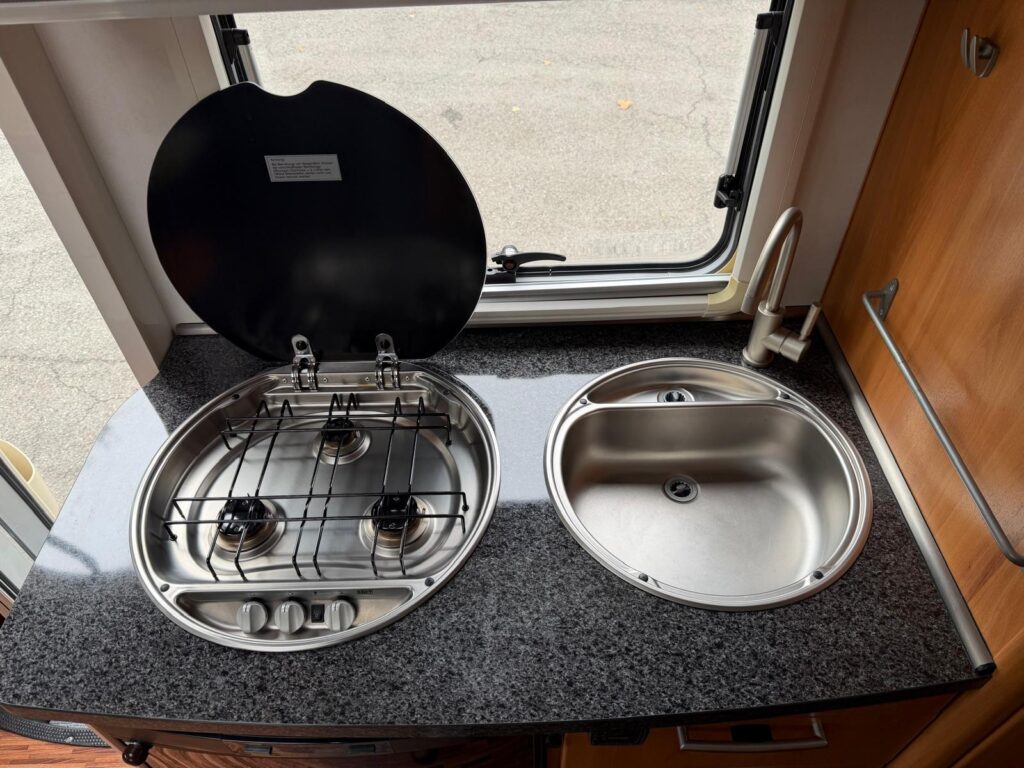 10 semintegrale hymer tramp 616 sl- renault-garage