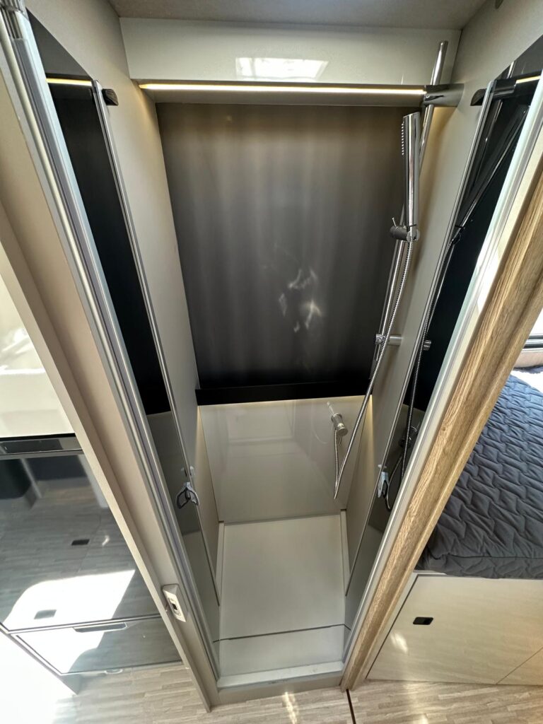 11 motorhome arca america new deal h740glg-fiat