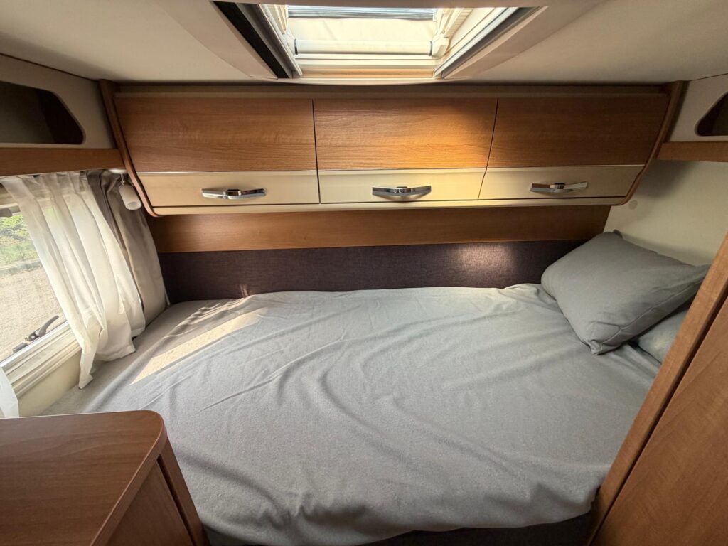 15 knaus motorhome compatto-fiat-letti a castello-letto basculante