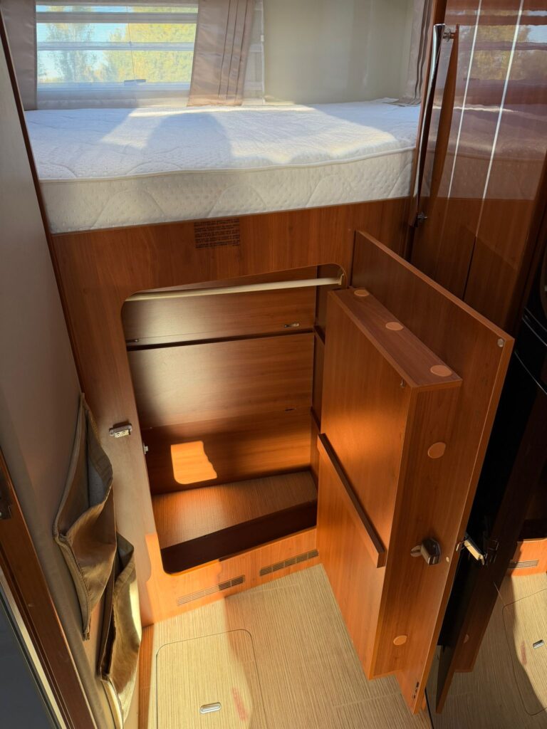 16 motorhome mobilvetta technoline i87-fiat-cambio automatico-letto matrimoniale