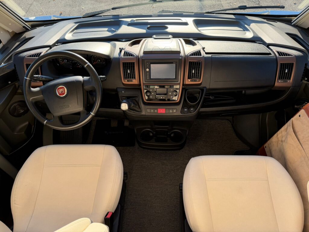 3 motorhome mobilvetta technoline i87-fiat-cambio automatico-letto matrimoniale