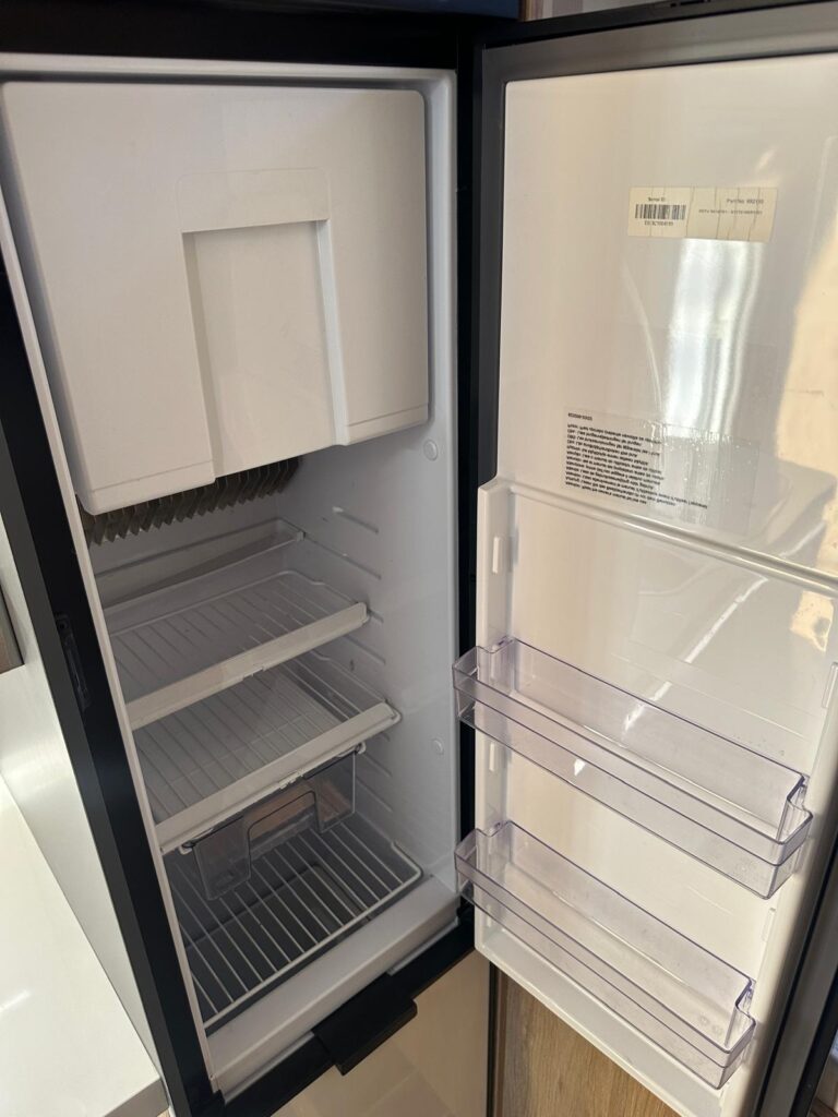 6a mansardato horon 95 m-ford-letto matrimoniale