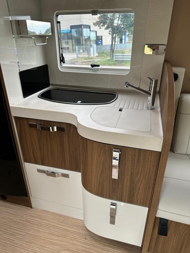 8 semintegrale arca p699glm-fiat-letto basculante