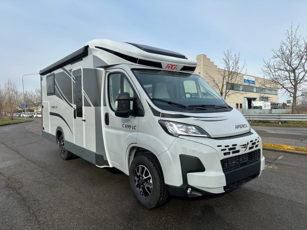 1 semintegrale arca compact c699lc-fiat-letto centrale