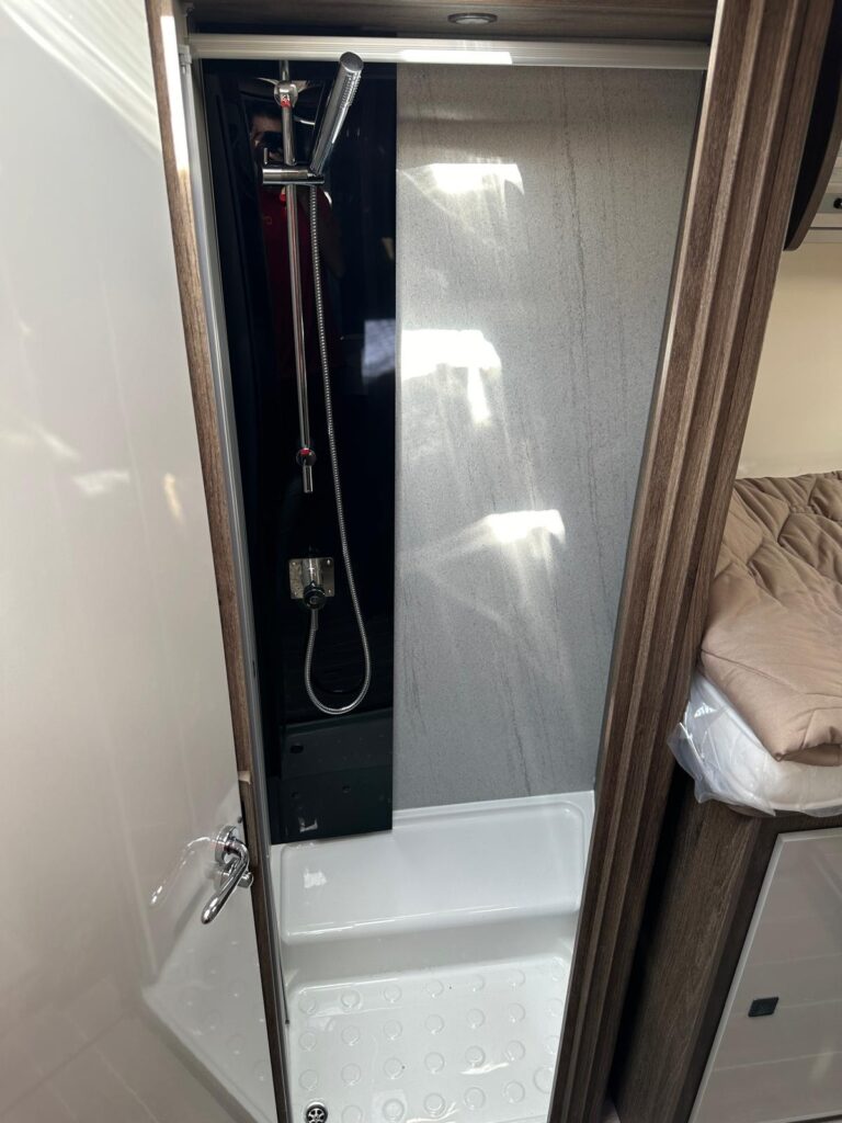 12 SEMINTEGRALE MAGIS 87 XT ELITE 2025-LETTI GEMELLI-FORD