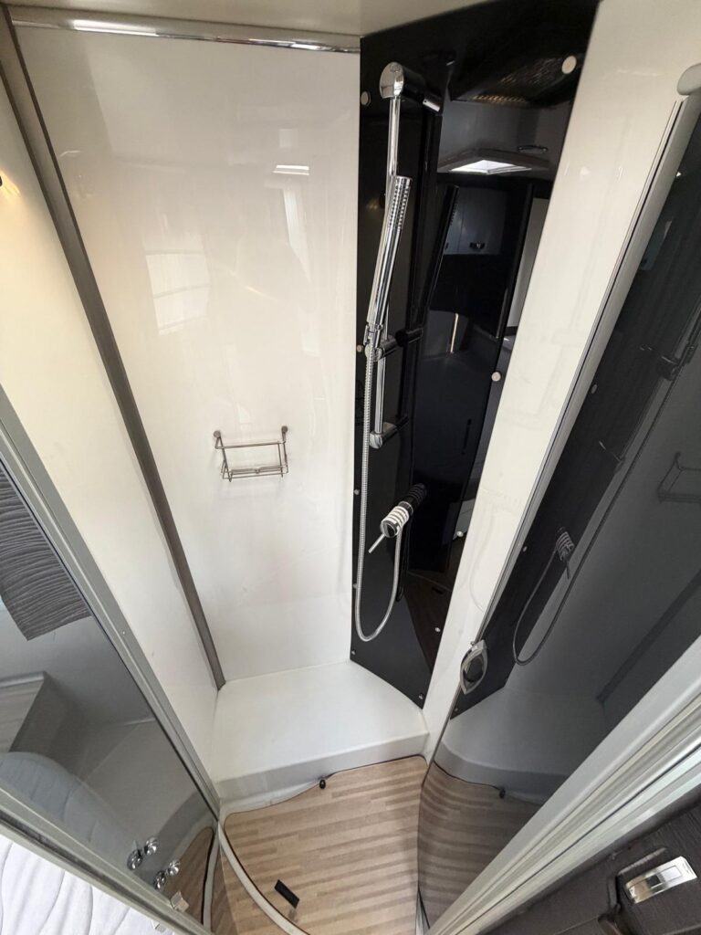 13 semintegrale benimar mileo 296-letto nautico-letto centrale-fiat-letto basculante