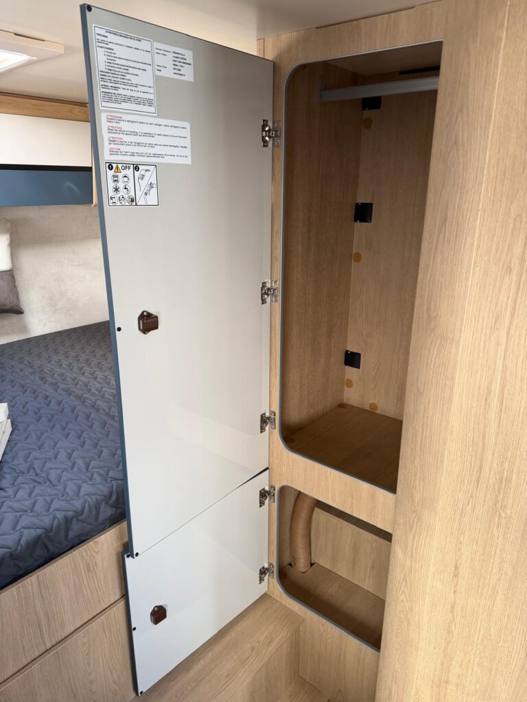 13 semintegrale c.i. horon 98-ford-letto matrimoniale.letto basculante-165 cv