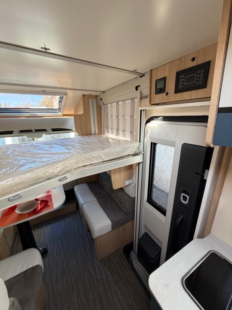 14 semintegrale c.i. horon 98-ford-letto matrimoniale.letto basculante-165 cv