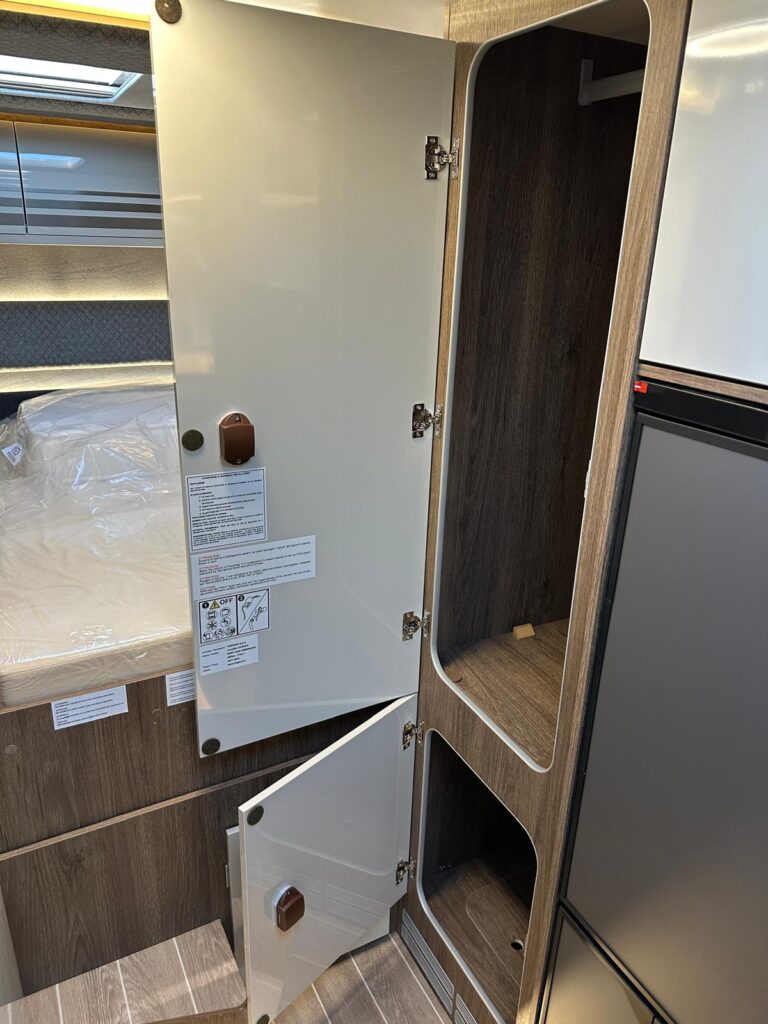 16 MAGIS 95 FIAT- 699 CM-LETTO BASCULANTE