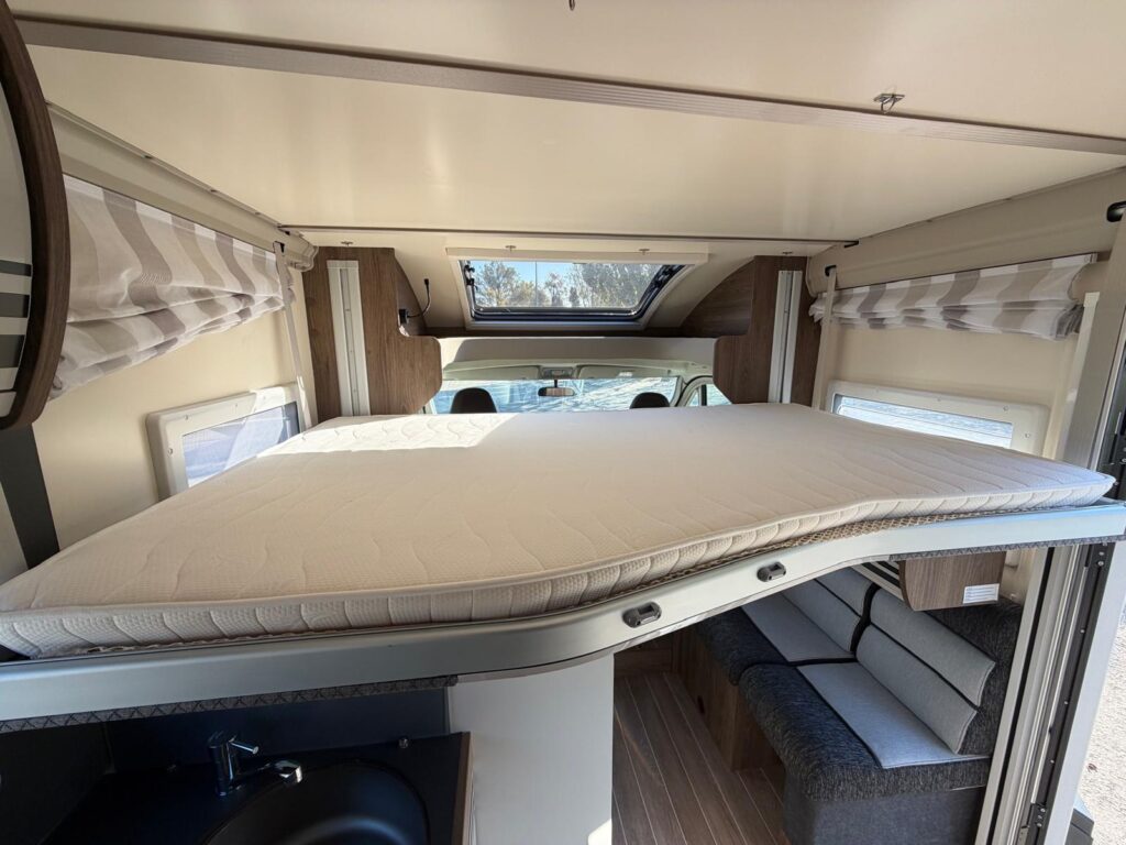 19 semintegrale c.i. magis 95 xt -fiat-letto matrimoniale-letto basculante