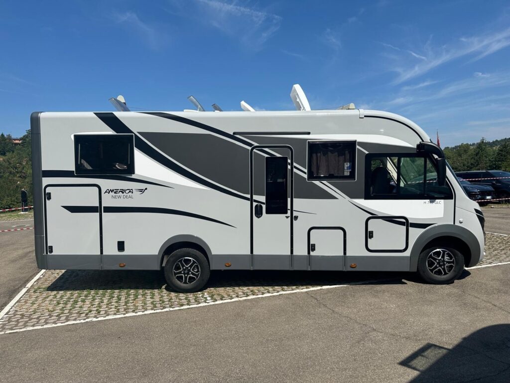 2 motorhome arca america new deal h740glg-fiat