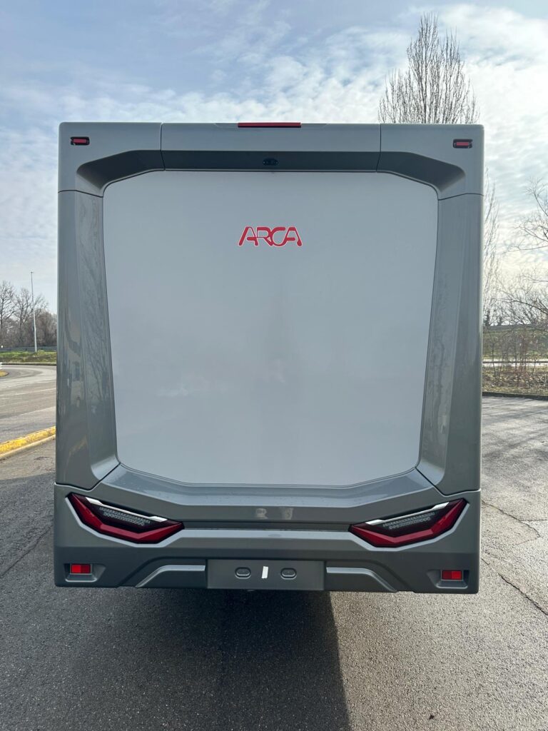 20 semintegrale arca compact c699lc-fiat-letto centrale