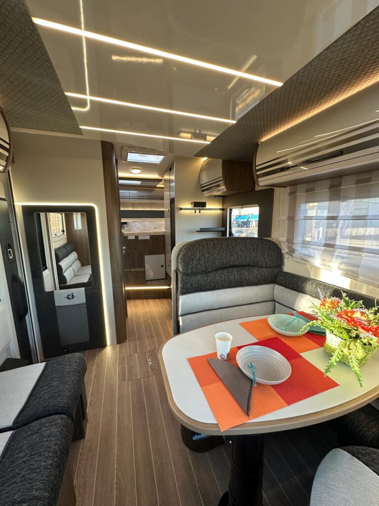 6 MAGIS 95 FIAT- 699 CM-LETTO BASCULANTE