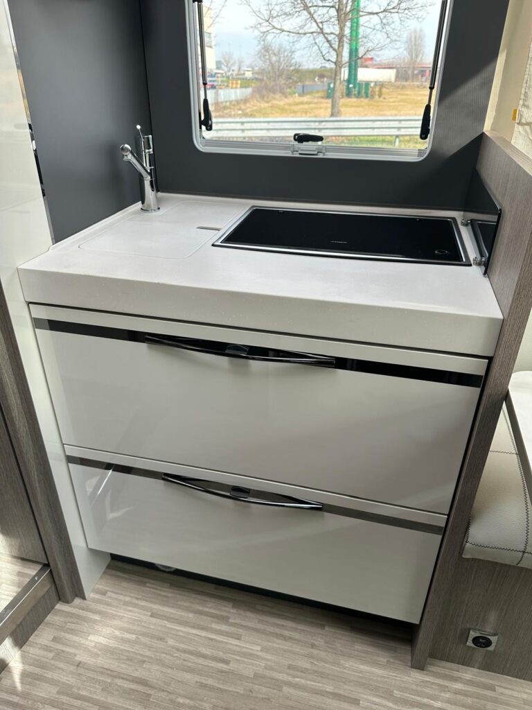 8 semintegrale arca compact c699lc-fiat-letto centrale