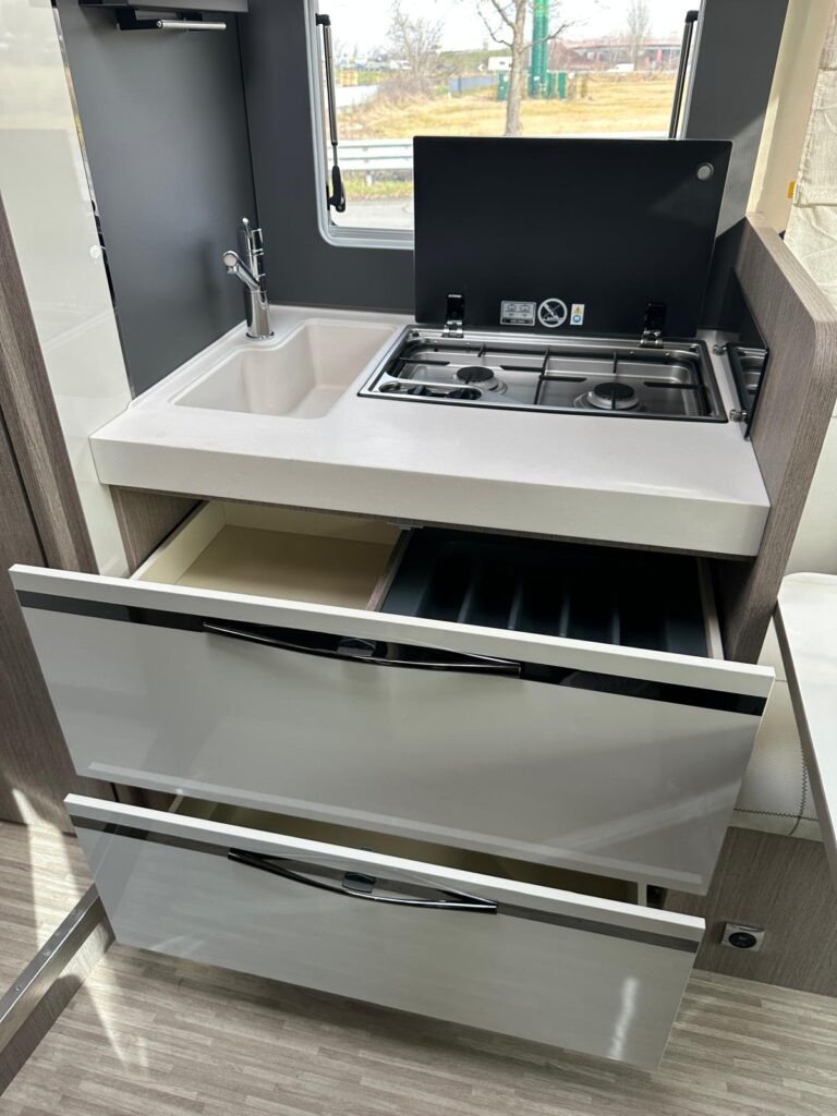 9 semintegrale arca compact c699lc-fiat-letto centrale