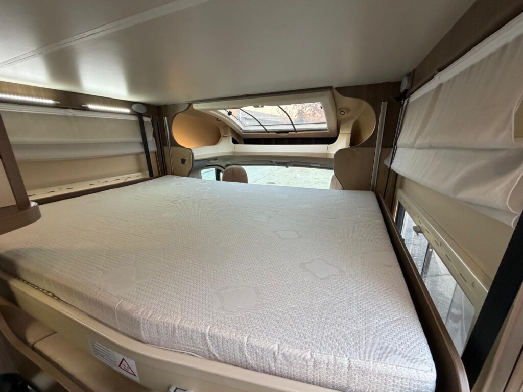 16 SEMINTEGRALE CHALLENGER PRIUM XS-FIAT-LETTO BASCULANTE-599CM