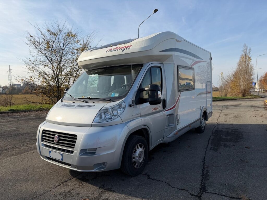 20 SEMINTEGRALE CHALLENGER PRIUM XS-FIAT-LETTO BASCULANTE-599CM