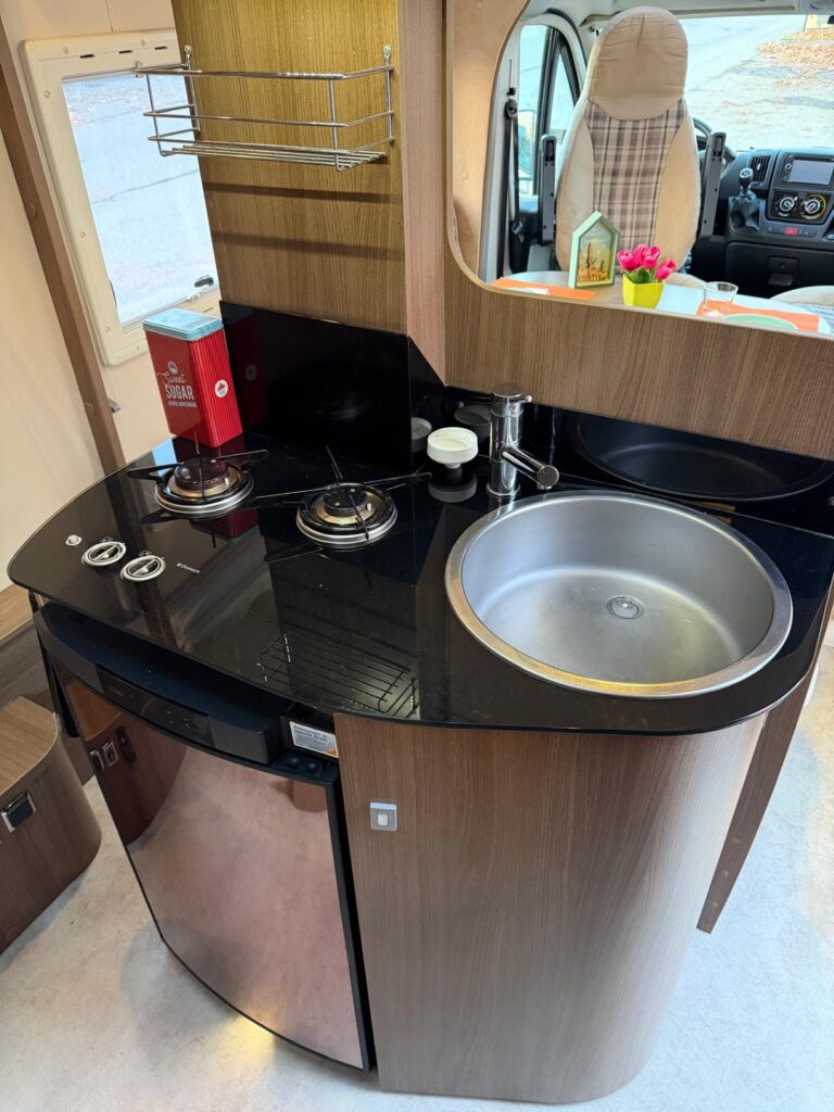 7 SEMINTEGRALE CHALLENGER PRIUM XS-FIAT-LETTO BASCULANTE-599CM